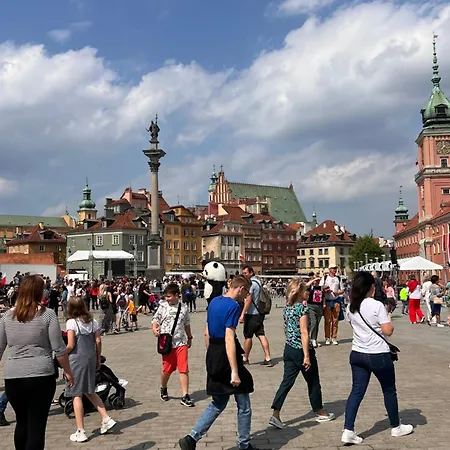 Kiedacza, Darmowy Parking * Varsó