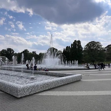 Kiedacza, Darmowy Parking Апартаменты Варшава